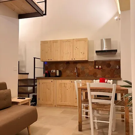 Stella شقة Nardò